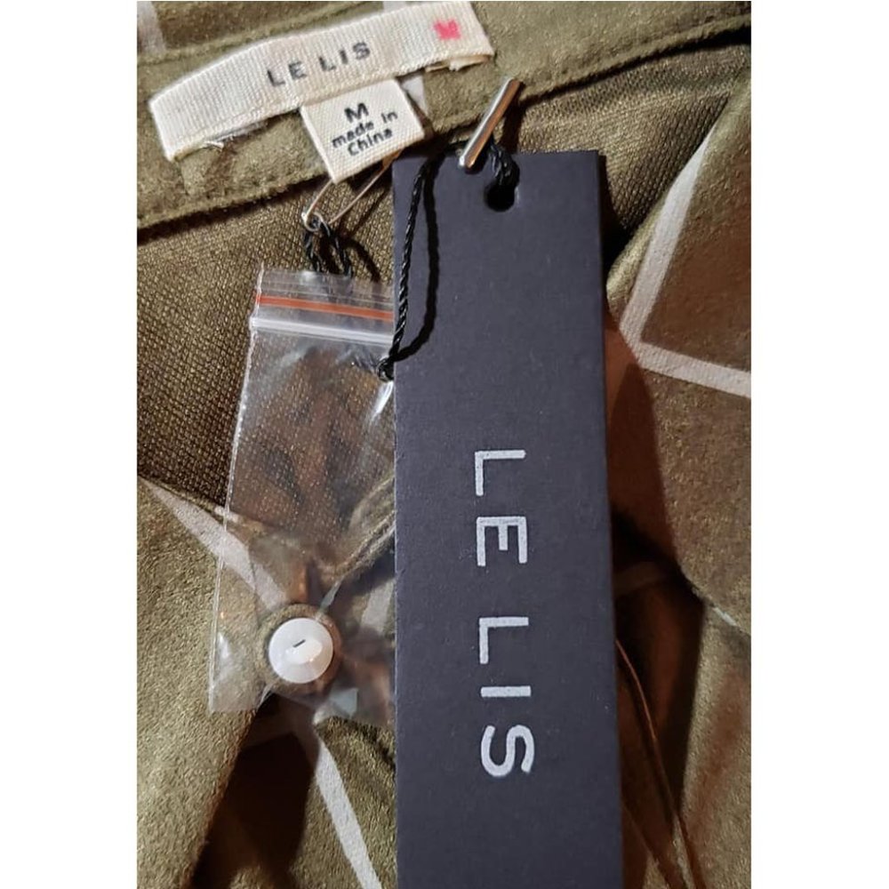 Le Lis Long Sleeve Romper Sz Medium NWT - Picture 5 of 10